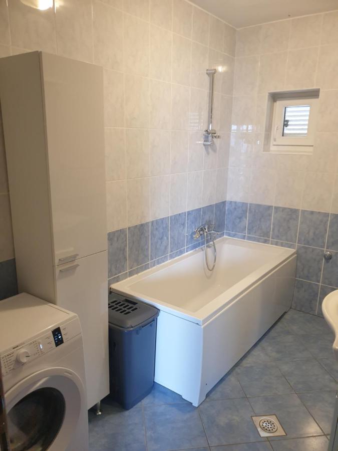 Apartmani Goga Starigrad Paklenica Dış mekan fotoğraf