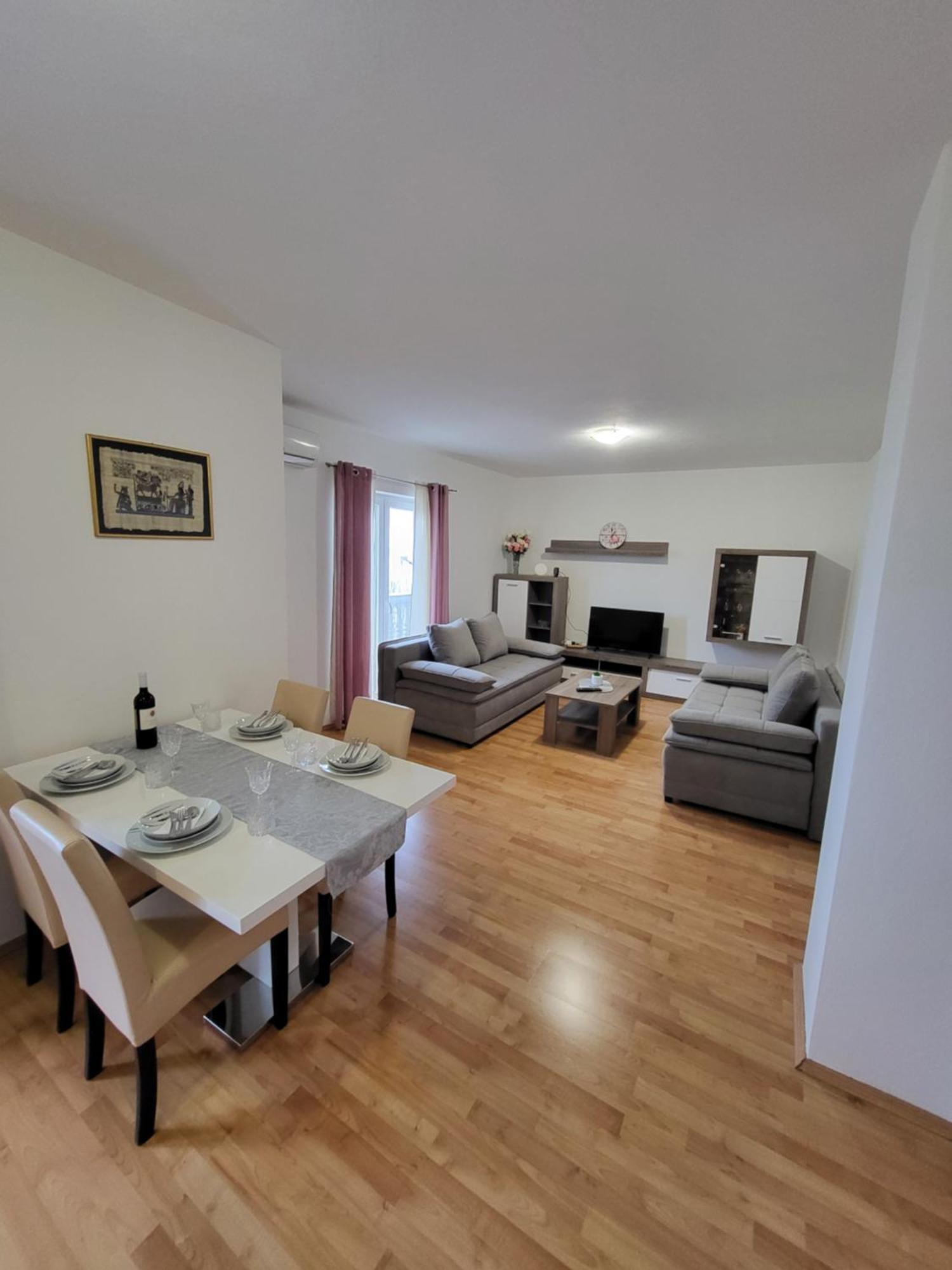 Apartmani Goga Starigrad Paklenica Dış mekan fotoğraf